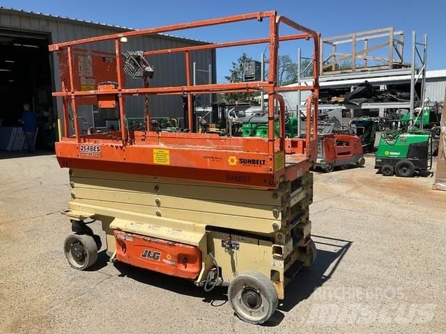 JLG 2646ES رافعات مقصية الشكل