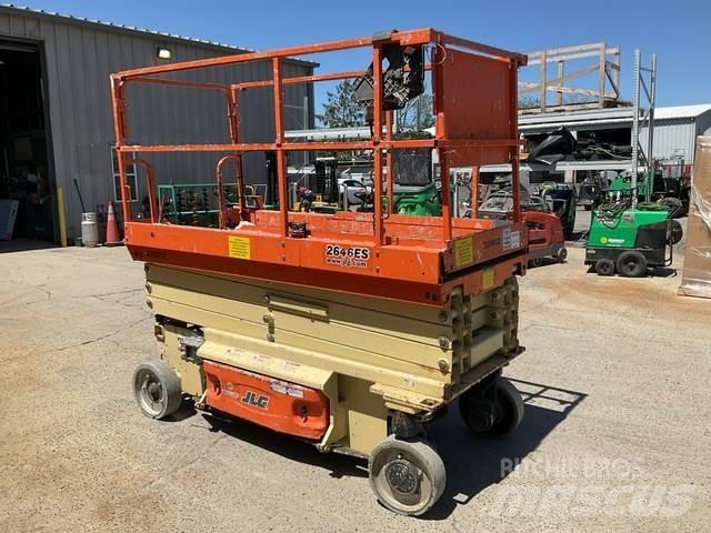 JLG 2646ES رافعات مقصية الشكل