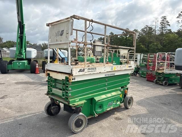 JLG 2646ES رافعات مقصية الشكل