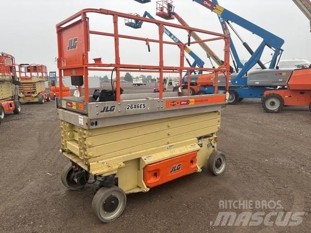 JLG 2646ES رافعات مقصية الشكل