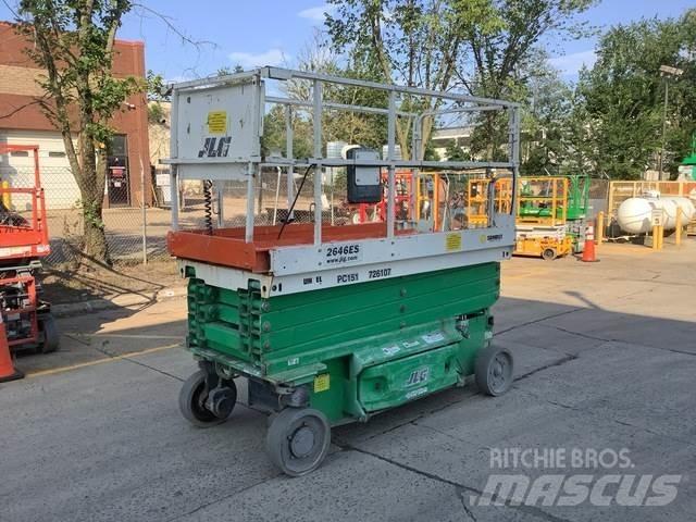 JLG 2646ES رافعات مقصية الشكل
