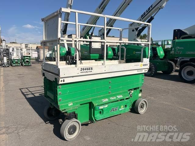 JLG 2646ES رافعات مقصية الشكل