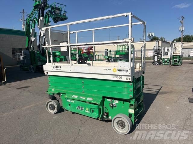 JLG 2646ES رافعات مقصية الشكل