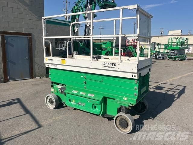 JLG 2646ES رافعات مقصية الشكل