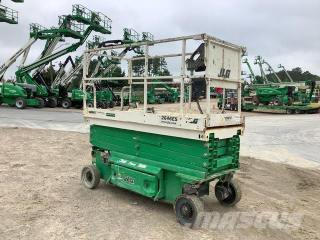 JLG 2646ES رافعات مقصية الشكل