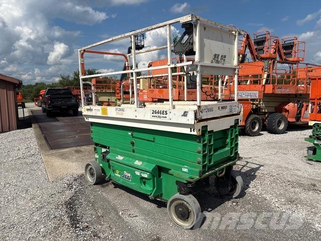 JLG 2646ES رافعات مقصية الشكل