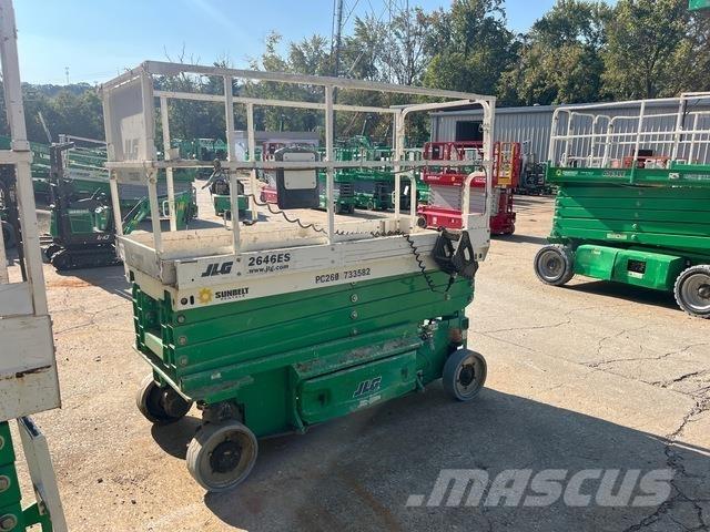 JLG 2646ES رافعات مقصية الشكل
