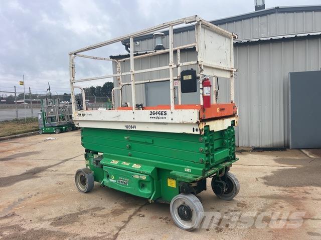 JLG 2646ES رافعات مقصية الشكل