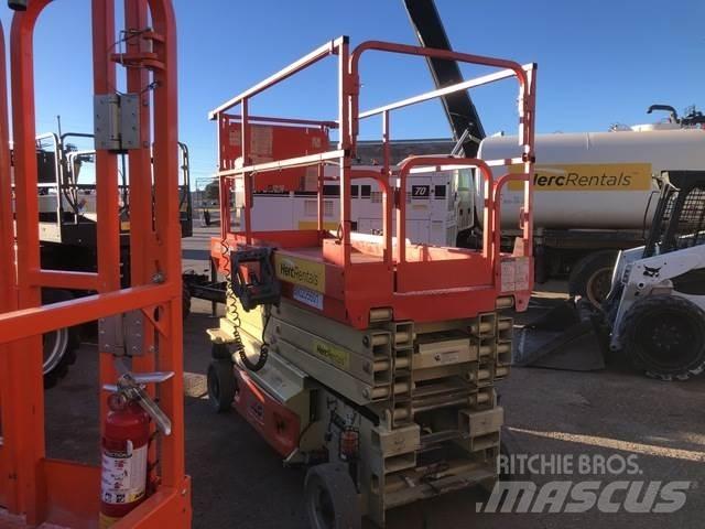 JLG 3246ES رافعات مقصية الشكل