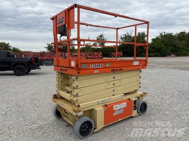 JLG 3248RS رافعات مقصية الشكل