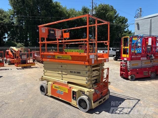 JLG 3248RS رافعات مقصية الشكل