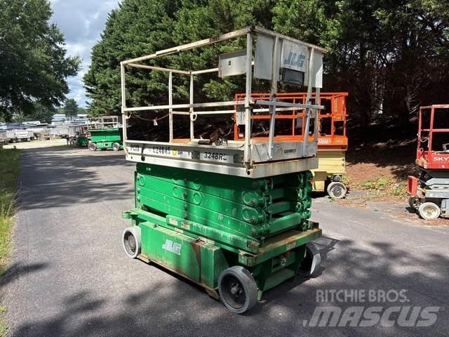 JLG 3248RS رافعات مقصية الشكل