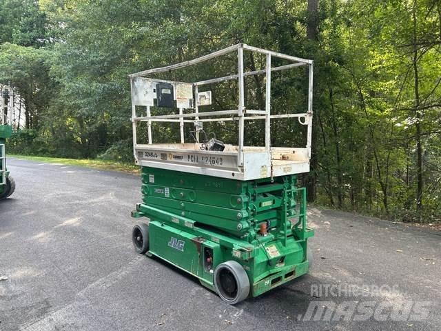 JLG 3248RS رافعات مقصية الشكل
