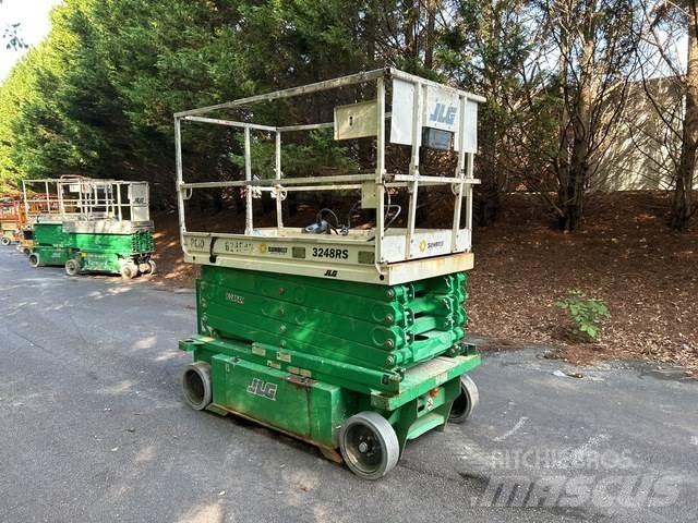 JLG 3248RS رافعات مقصية الشكل