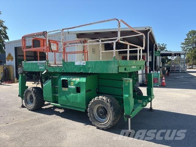 JLG 3394RT رافعات مقصية الشكل
