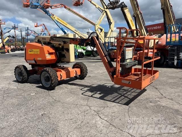 JLG 340AJ رافعات سلة مفصلية