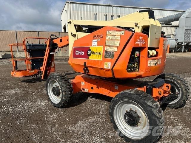 JLG 340AJ رافعات سلة مفصلية