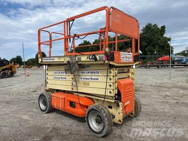 JLG 4069LE رافعات مقصية الشكل