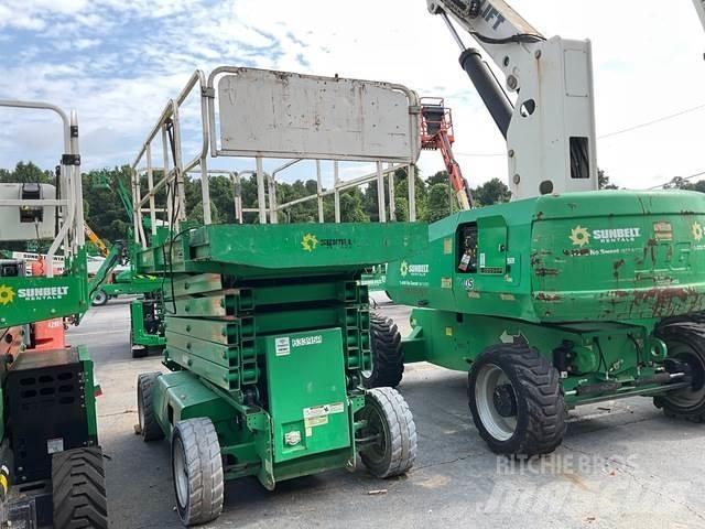 JLG 4069LE رافعات مقصية الشكل
