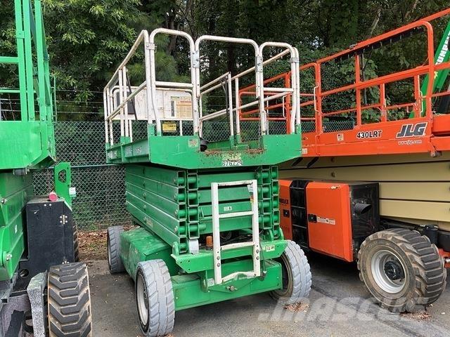 JLG 4069LE رافعات مقصية الشكل