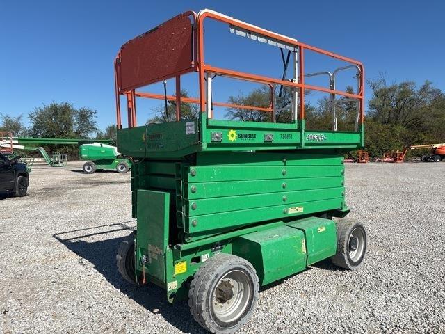 JLG 4069LE رافعات مقصية الشكل