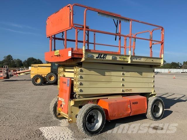 JLG 4069LE رافعات مقصية الشكل