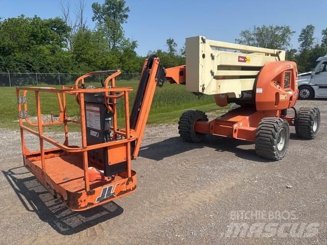 JLG 450AJ رافعات سلة مفصلية