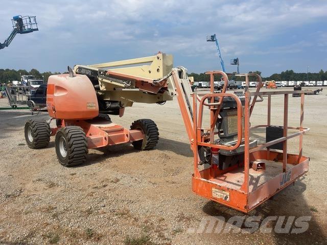 JLG 450AJ رافعات سلة مفصلية