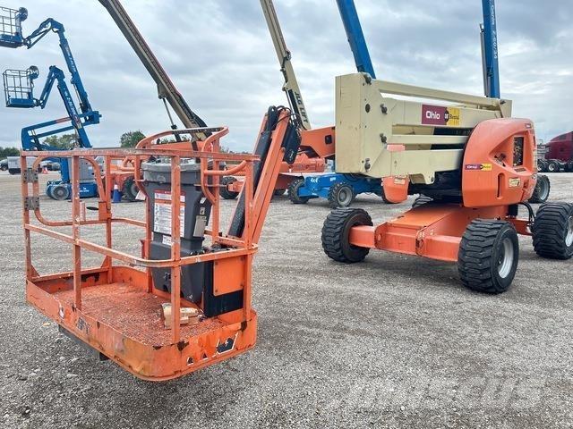 JLG 450AJ رافعات سلة مفصلية