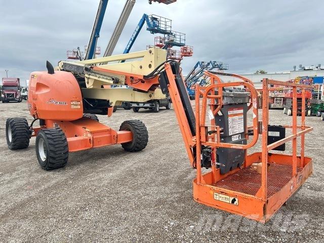 JLG 450AJ رافعات سلة مفصلية