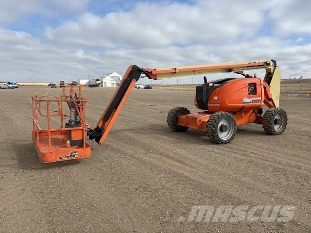 JLG 600AJ رافعات سلة مفصلية