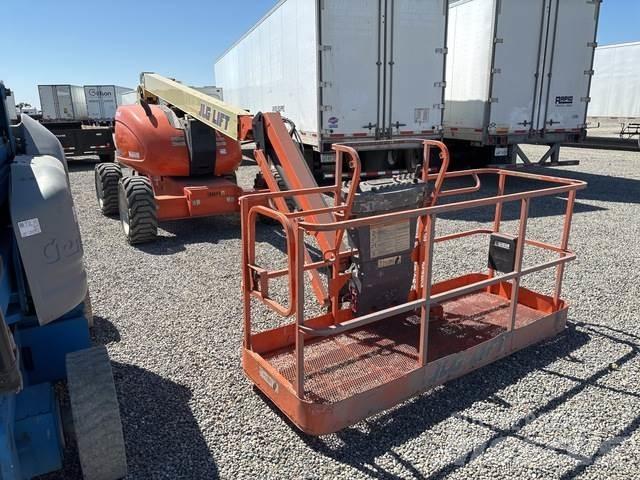 JLG 600AJ أخرى