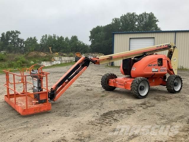 JLG 600AJ رافعات سلة مفصلية