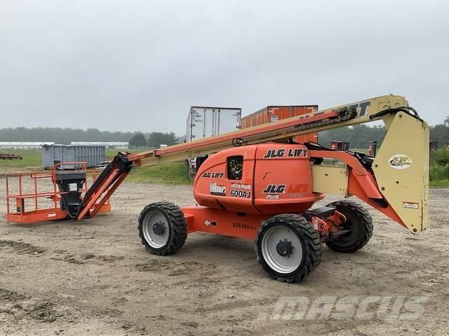 JLG 600AJ رافعات سلة مفصلية