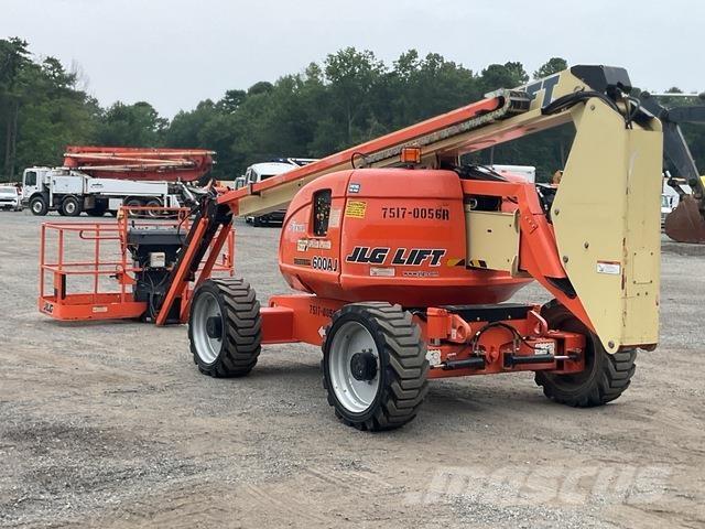 JLG 600AJ رافعات سلة مفصلية