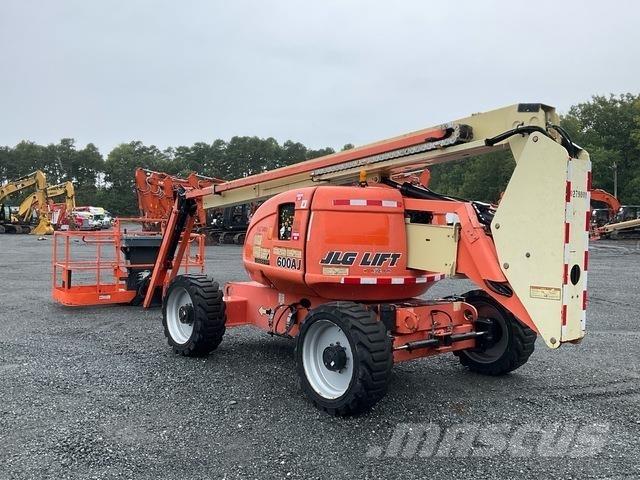 JLG 600AJ رافعات سلة مفصلية