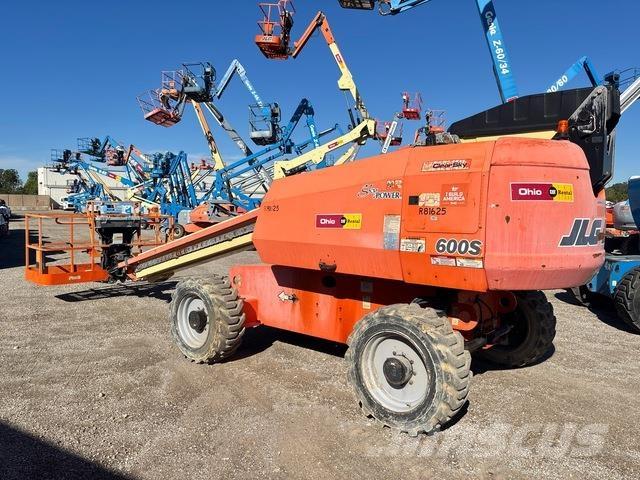 JLG 600S رافعات سلة تلسكوبية