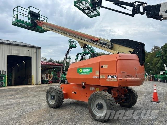 JLG 600S رافعات سلة تلسكوبية