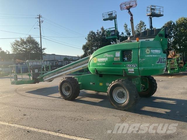 JLG 600S رافعات سلة تلسكوبية