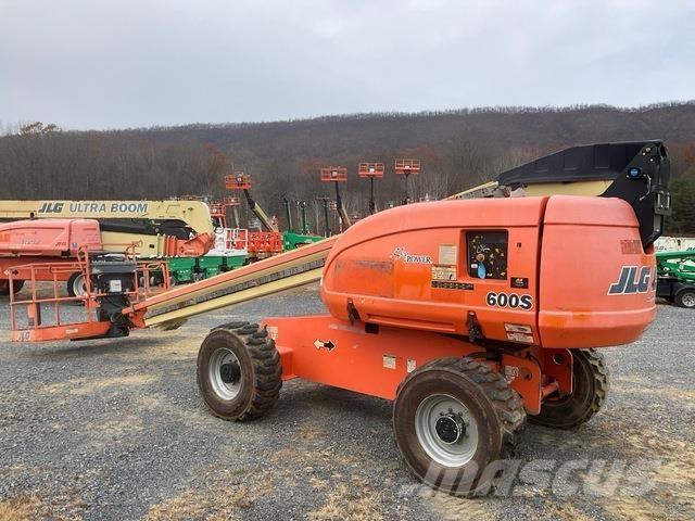 JLG 600S رافعات سلة تلسكوبية