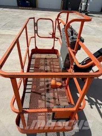 JLG 660SJ رافعات سلة تلسكوبية