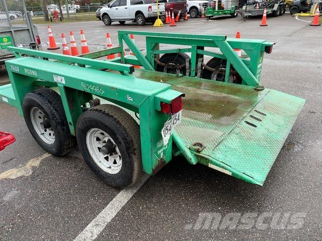 JLG 7610 لوادر منخفضة