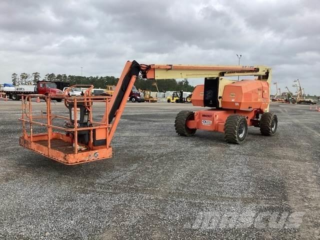 JLG 800 AJ رافعات سلة مفصلية