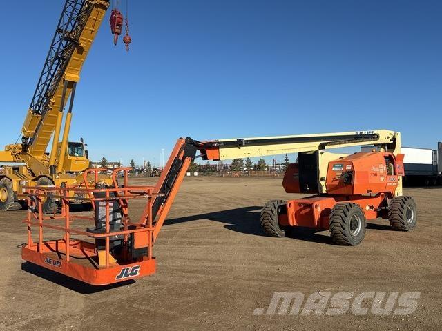 JLG 800 AJ رافعات سلة مفصلية
