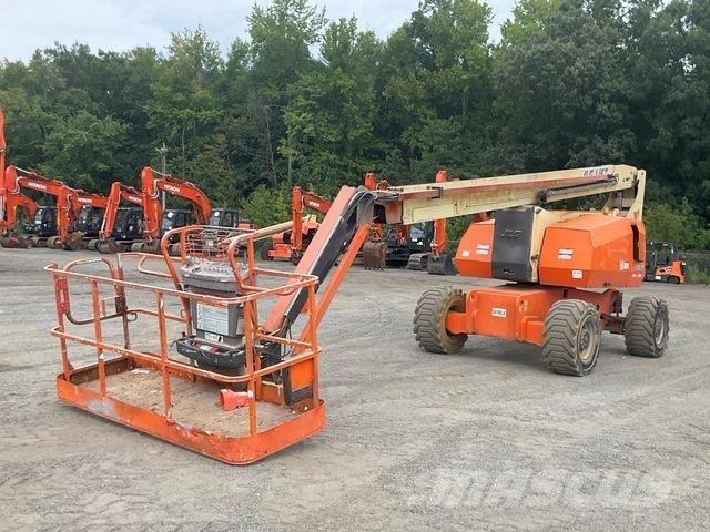 JLG 800AJ رافعات سلة مفصلية