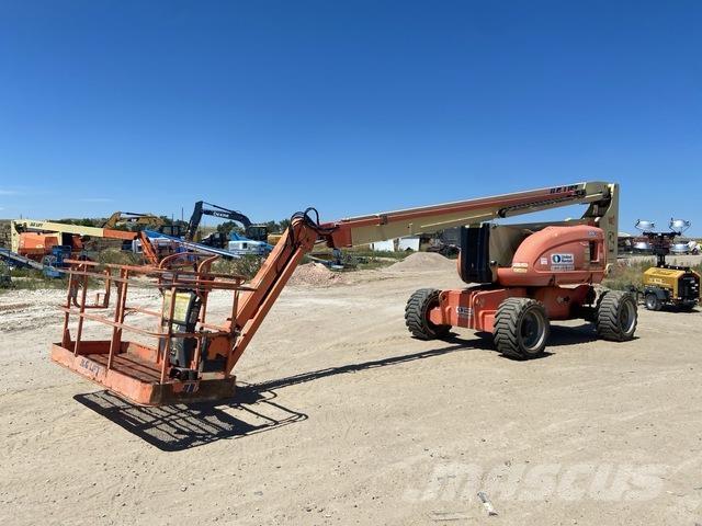 JLG 800AJ رافعات سلة مفصلية