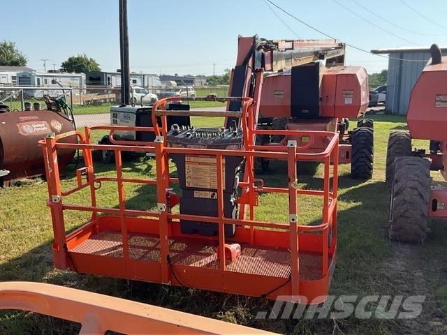 JLG 800AJ رافعات سلة مفصلية