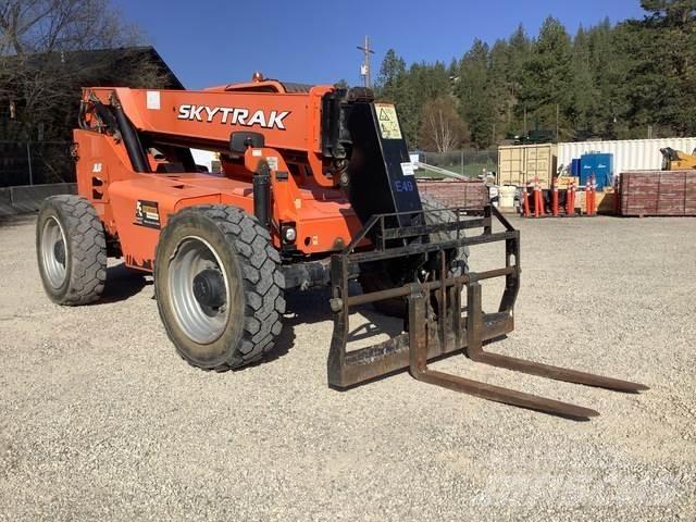 JLG 8042 مناولات متداخلة