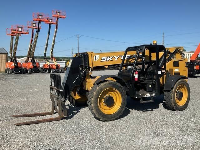 JLG 8042 مناولات متداخلة