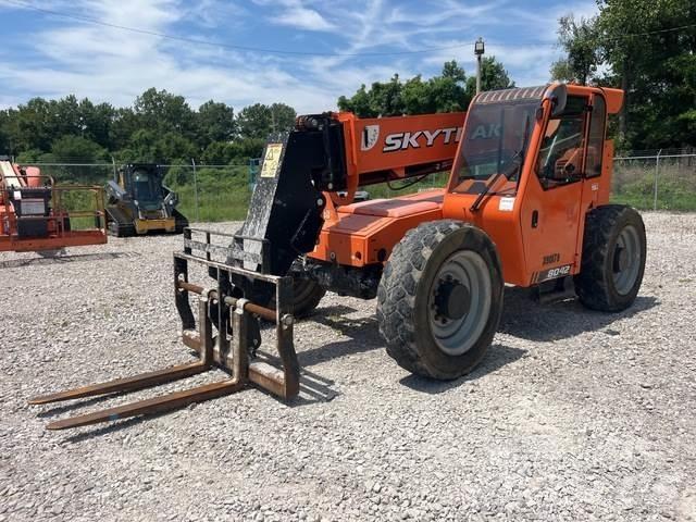 JLG 8042 مناولات متداخلة